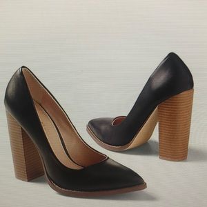 VENUS Shoes - Pointy toe Chunky heel pump VENUS Shoes - Pointy toe Chunky heel pump